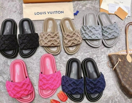 Cielo Luxe Slide